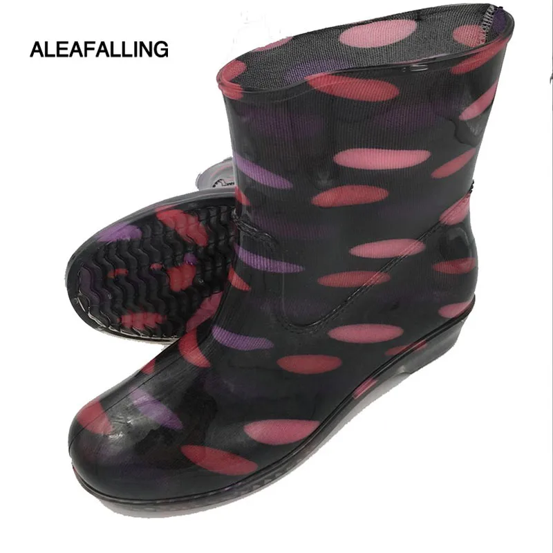 Aleafalling New Arrival Rain Boots Waterproofslip-on Flat With Shoes Woman Rain Solid Water Rubber Ankle Boots Strap Botas W040
Aleafalling New Arrival Rain Boots Waterproofslip-on Flat With Shoes Woman Rain Solid Water Rubber Ankle Boots Strap Botas W040