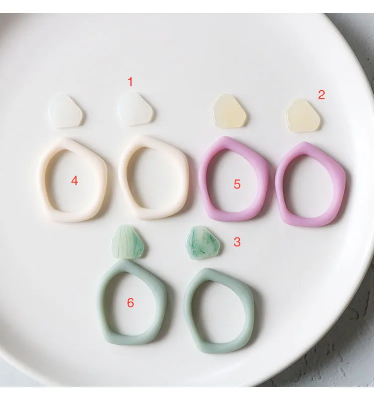 50PCS Resin Material Transparent Irregular Geometry Beads Charm for Earring DIY Handmade Jewelry Accessory Findings wholesale
50PCS Resin Material Transparent Irregular Geometry Beads Charm for Earring DIY Handmade Jewelry Accessory Findings wholesale