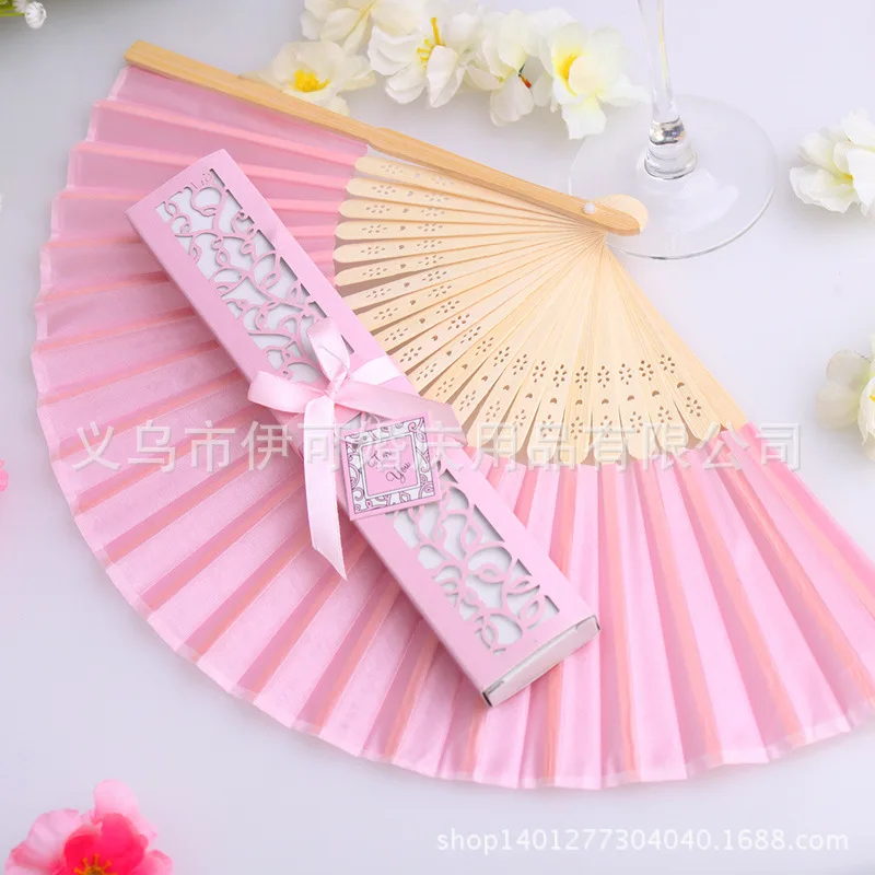 FREE SHIPPING + 50pcs/lot Luxurious Silk Fold hand Fan in Elegant Laser-Cut Gift Box (Black; Ivory) +Party Favors/wedding Gifts
FREE SHIPPING + 50pcs/lot Luxurious Silk Fold hand Fan in Elegant Laser-Cut Gift Box (Black; Ivory) +Party Favors/wedding Gifts