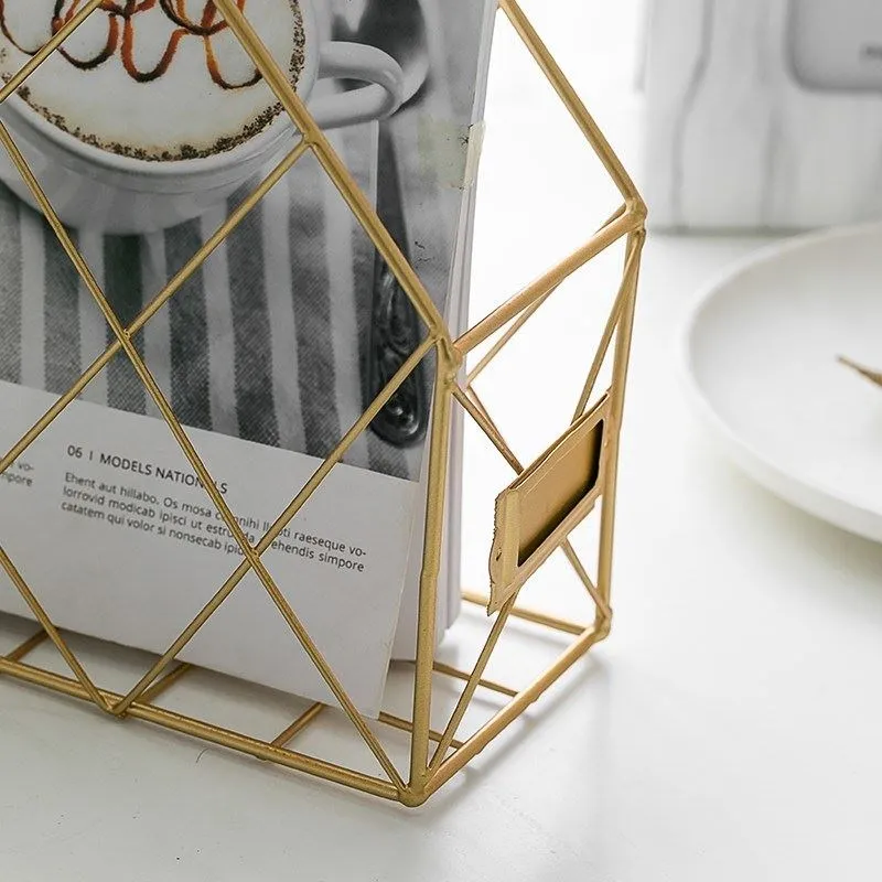 Nordic Wrought Iron Double Layers Grid Storage Shelf Office Supplies Display Rack Desktop Book Magazine Finishing Storage Shelf
Nordic Wrought Iron Double Layers Grid Storage Shelf Office Supplies Display Rack Desktop Book Magazine Finishing Storage Shelf