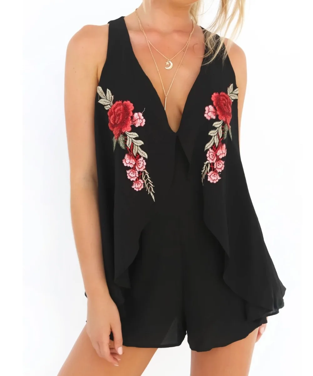 2017 Bohemian V-Neck Sleeveless Embroidery Flower Black Slim Beach Short Jumpsuits
2017 Bohemian V-Neck Sleeveless Embroidery Flower Black Slim Beach Short Jumpsuits