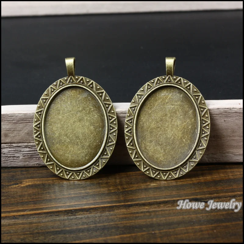 New vintage 16pcs antique bronze oval Cameo/Cabochon frame pendant charm diy jewelry Findings 60*41*2mm (fit 40*30mm)
New vintage 16pcs antique bronze oval Cameo/Cabochon frame pendant charm diy jewelry Findings 60*41*2mm (fit 40*30mm)