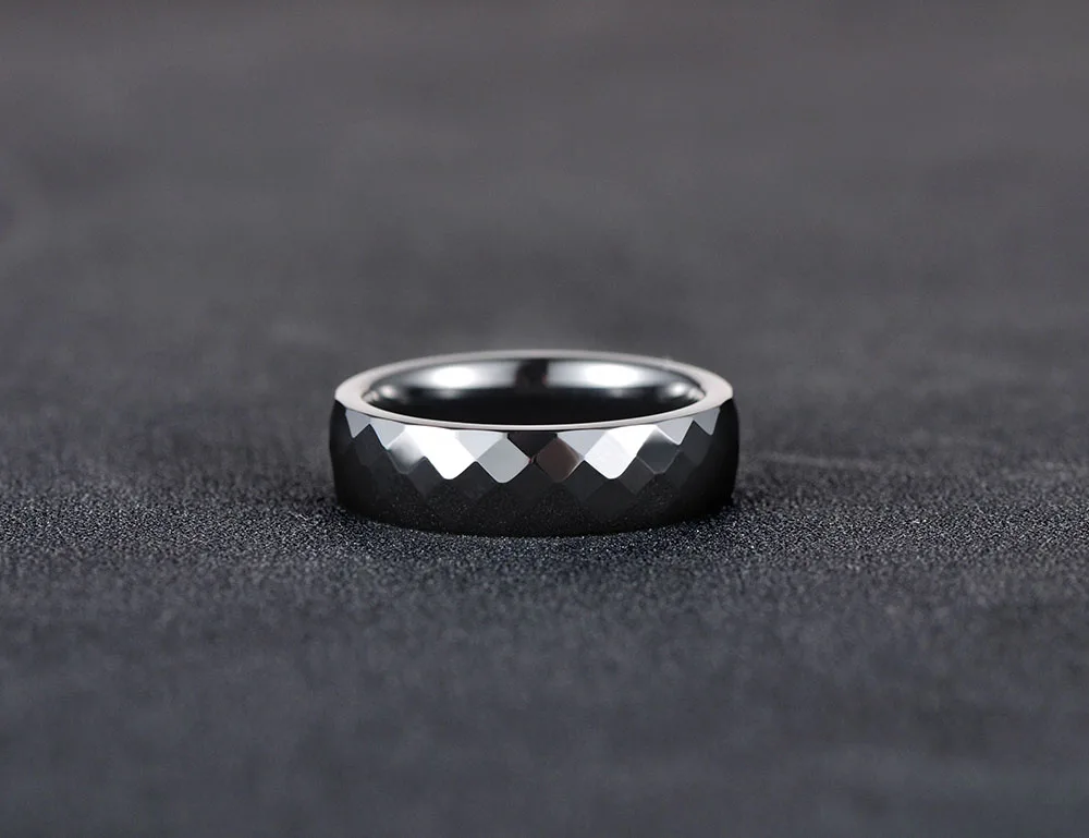 Женское керамическое кольцо Lokaer обручальное черного и белого цвета классическое