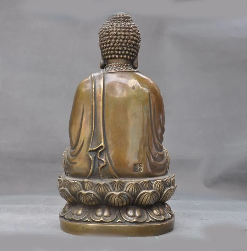 wedding decoration Old Chinese bronze temple sit lotus Sakyamuni Shakyamuni Tathagata Buddha statue
wedding decoration Old Chinese bronze temple sit lotus Sakyamuni Shakyamuni Tathagata Buddha statue