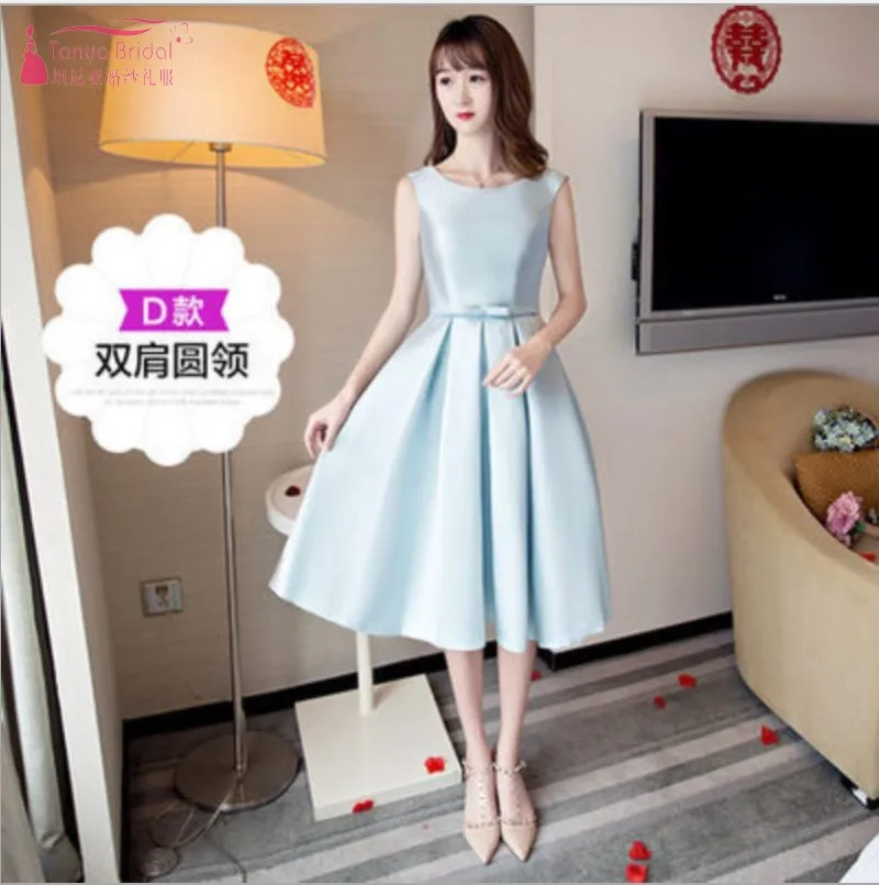 Blue Short Bridesmaid Dresses 2019 V Neck Cap Sleeve Pleat Satin Wedding Party Gowns Custom Made Occasion Dress JQ09
Blue Short Bridesmaid Dresses 2019 V Neck Cap Sleeve Pleat Satin Wedding Party Gowns Custom Made Occasion Dress JQ09