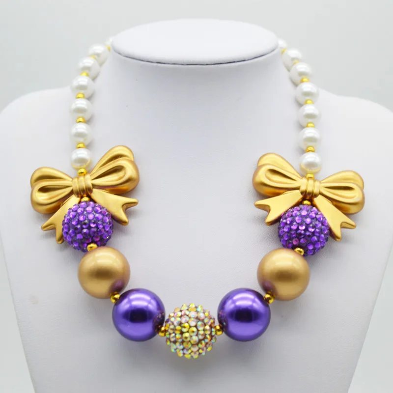 wholesale 5PCS Children Purple Gold White Pearl Necklace New Fashion Gold Bow Chunky Bubblegum Bead Necklaces
wholesale 5PCS Children Purple Gold White Pearl Necklace New Fashion Gold Bow Chunky Bubblegum Bead Necklaces