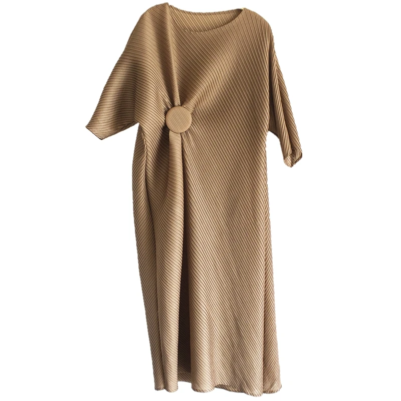 Changpleat 2019 New Summer Women Dresses Miyak Pleated Fashion One button design Solid Loose Large Size O-neck Female Dress Tide
Changpleat 2019 New Summer Women Dresses Miyak Pleated Fashion One button design Solid Loose Large Size O-neck Female Dress Tide