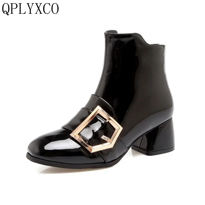 QPLYXCO 2017 Sale Big &small Size 32-47 Patent Leater Autumn Winter Ankle Boots shoes Women Zipper short Boots Square Heel 709-2
QPLYXCO 2017 Sale Big &small Size 32-47 Patent Leater Autumn Winter Ankle Boots shoes Women Zipper short Boots Square Heel 709-2