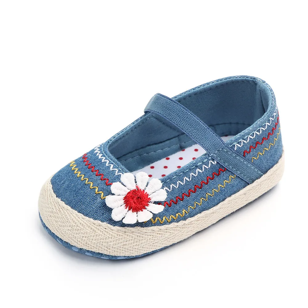 Обувь для маленьких девочек обувь с вышивкой младенцев первых шагов детской