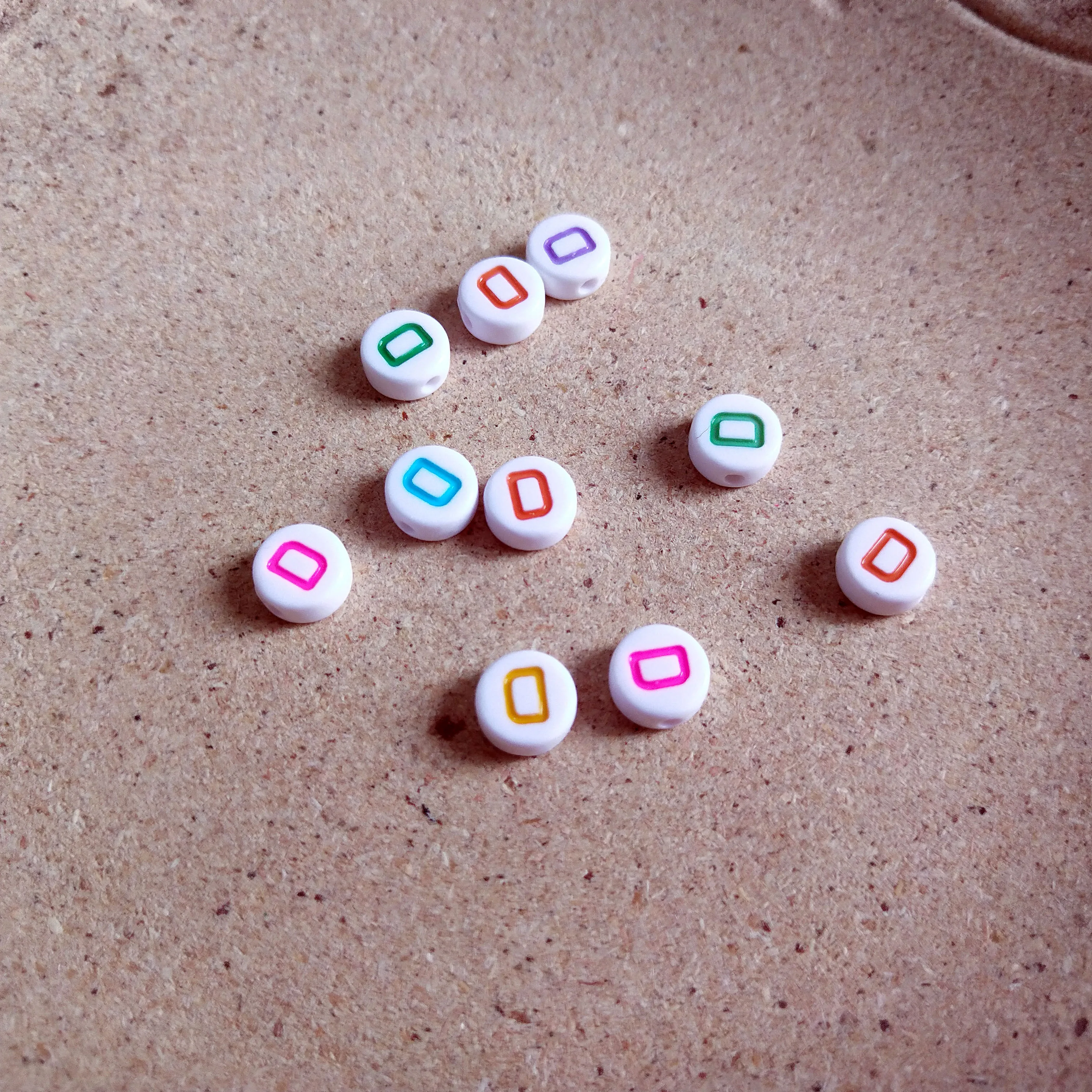 Wholesale Price 4*7MM Acrylic Letter Beads 3600PCS/Lot Colorful Single Initial D Printing Plastic Alphabet Jewelry Spacer Beads
Wholesale Price 4*7MM Acrylic Letter Beads 3600PCS/Lot Colorful Single Initial D Printing Plastic Alphabet Jewelry Spacer Beads
