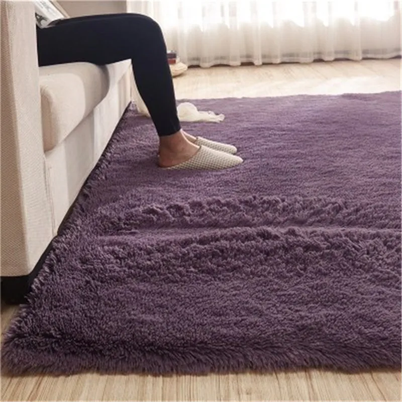 European modern long hair non-slip silk carpet non-slip blanket living room coffee table mat bedroom rugs bedside blanket
European modern long hair non-slip silk carpet non-slip blanket living room coffee table mat bedroom rugs bedside blanket