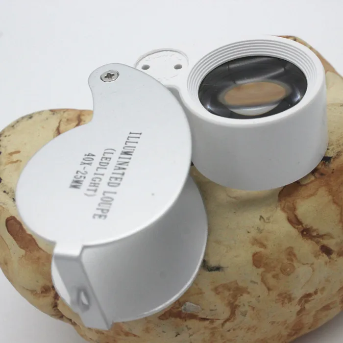 Silver Color 40X 25mm Illuminated Pocket Magnifier LED Lights Magnifying Glass Loupe for Jewelry Gem Identifying Type Inspecting
Silver Color 40X 25mm Illuminated Pocket Magnifier LED Lights Magnifying Glass Loupe for Jewelry Gem Identifying Type Inspecting