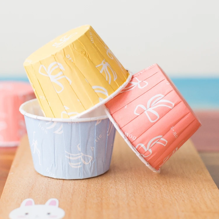 Free Shipping bow knot cupcake liners paper cup cups cases, muffin cake mold party wedding decoration cupcake baking supplies
Free Shipping bow knot cupcake liners paper cup cups cases, muffin cake mold party wedding decoration cupcake baking supplies