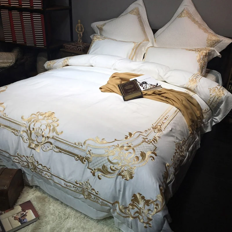 Luxury golden Embroidery white 100S Egyptian cotton Bedding sets Queen King Royal Duvet cover Bed sheet set Pillowcases 4/6pcs
Luxury golden Embroidery white 100S Egyptian cotton Bedding sets Queen King Royal Duvet cover Bed sheet set Pillowcases 4/6pcs