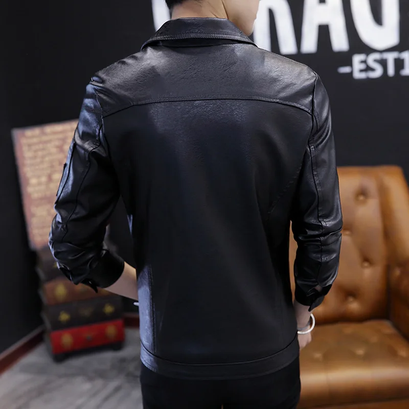 Autumn new men leather PU leather youth men's cultivate one's morality is comfortable
Autumn new men leather PU leather youth men's cultivate one's morality is comfortable