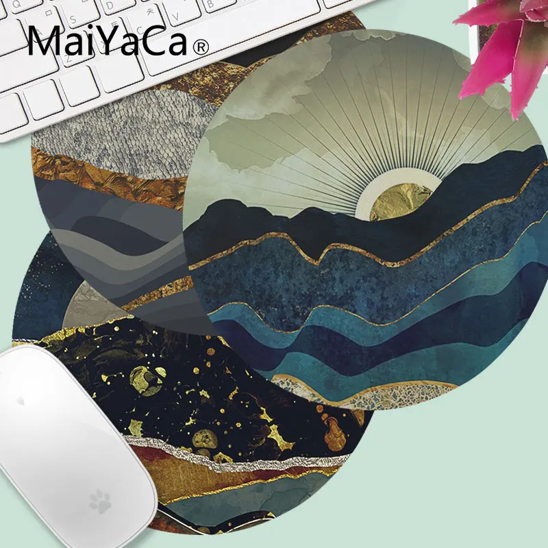 MaiYaCa высокое качество ткань и резиновый мягкий без звездное ночное небо полнолуния круглый коврик для мыши игровая мышь коврики Нескользящ...
MaiYaCa высокое качество ткань и резиновый мягкий без звездное ночное небо полнолуния круглый коврик для мыши игровая мышь коврики Нескользящ...
