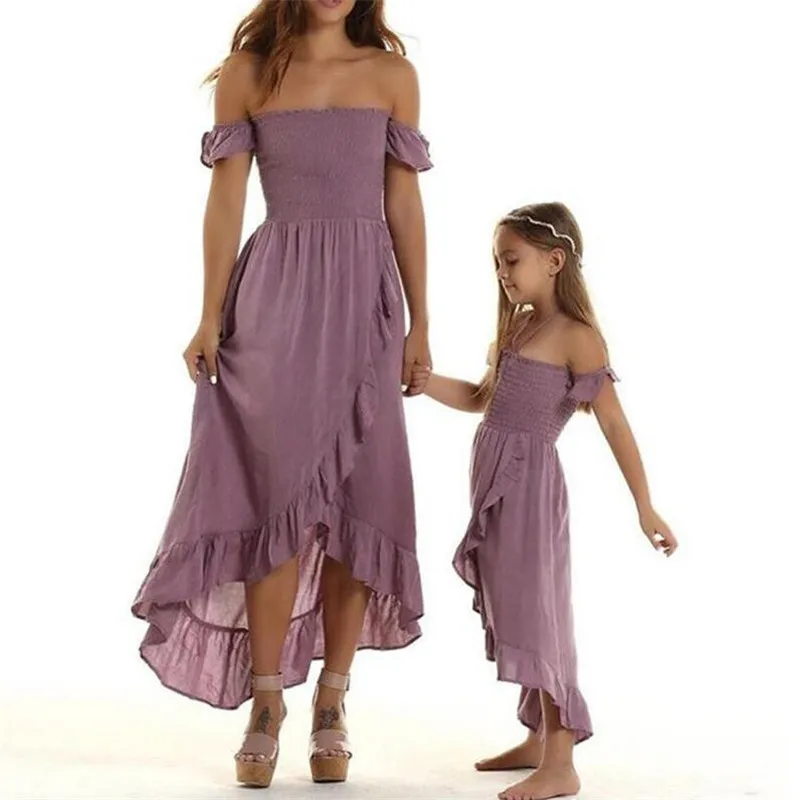 Family Macthing Clothes Mom Daughter Dress Summer Ruffles Off Shoulder Vacation Bohemian Beach Dresses Mother Daughter Clothing
Family Macthing Clothes Mom Daughter Dress Summer Ruffles Off Shoulder Vacation Bohemian Beach Dresses Mother Daughter Clothing