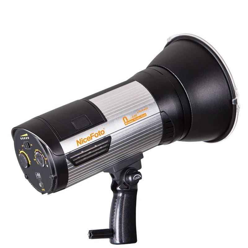 FREE SHIP NiceFoto classic 600 led lamp for outdoor style lamp built-in wireless high speed studio lamp flash light
FREE SHIP NiceFoto classic 600 led lamp for outdoor style lamp built-in wireless high speed studio lamp flash light
