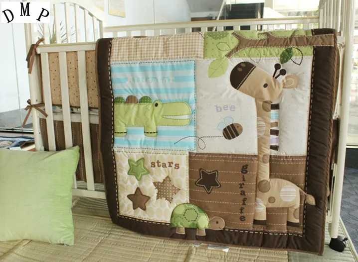 Promotion! 6PCS Baby Sets Crib Bedding Quilt Set Baby Children Children's Bed Quilt Linen kit de berço (4bumper+duvet+bed cover)
Promotion! 6PCS Baby Sets Crib Bedding Quilt Set Baby Children Children's Bed Quilt Linen kit de berço (4bumper+duvet+bed cover)