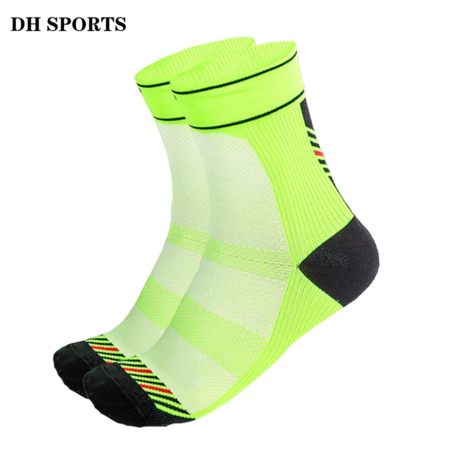 High Quality Professional Cycling socks Brand Compression Sport Socks Breathable Bicycle Socks Outdoor Sports Racing Big Size
High Quality Professional Cycling socks Brand Compression Sport Socks Breathable Bicycle Socks Outdoor Sports Racing Big Size