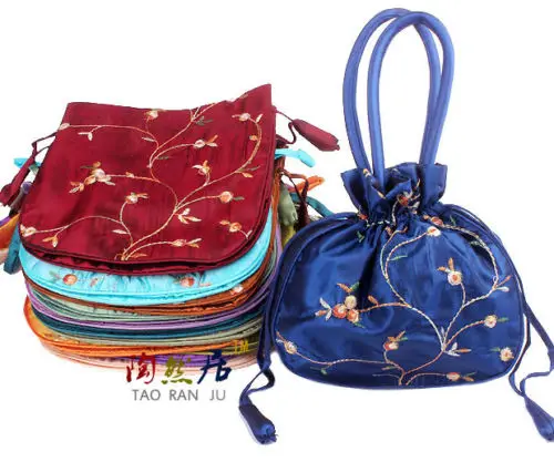 wholesale Embroidered Flower New Fashion Women Silk Satin Purse Jewelry Bag Handbag 10PCS
wholesale Embroidered Flower New Fashion Women Silk Satin Purse Jewelry Bag Handbag 10PCS