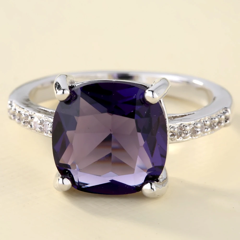 Женское облегающее кольцо с кристаллами фиолетовое элегантное Ювелирное