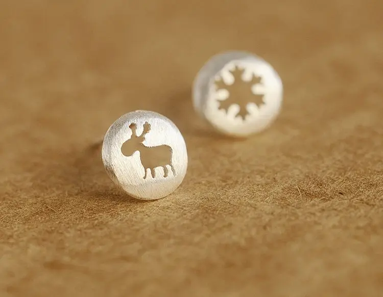 Daisies Pure 925 Sterling-silver-jewelry Christmas Asymmetric Snowflakes Deer Stud Earrings For Women Girl Kids Gift
Daisies Pure 925 Sterling-silver-jewelry Christmas Asymmetric Snowflakes Deer Stud Earrings For Women Girl Kids Gift