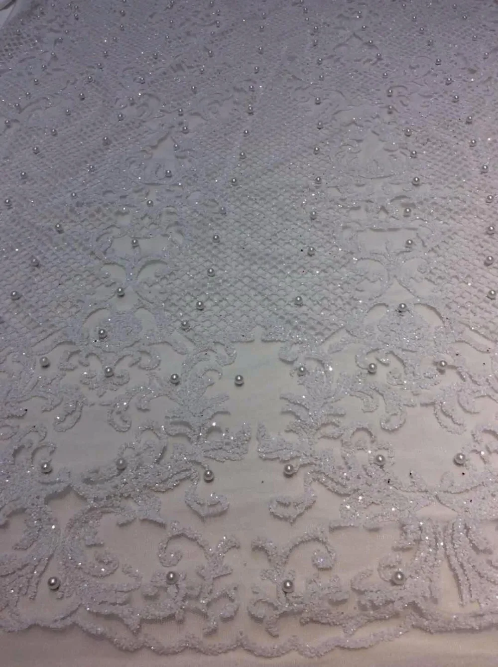 hot selling z-han101652 french net lace fabric sparkly glued glitter african Tulle lace for women party dress
hot selling z-han101652 french net lace fabric sparkly glued glitter african Tulle lace for women party dress