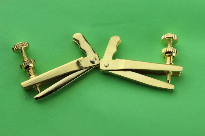 Viola fine tuning high-end pure copper gold plated fine tuning viola accessories high-end viola string hook
Viola fine tuning high-end pure copper gold plated fine tuning viola accessories high-end viola string hook