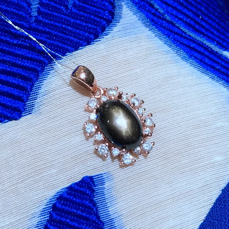 Natural starlight Sapphire Necklace 925 silver starlight effect strong mail 3 Carat main stone
Natural starlight Sapphire Necklace 925 silver starlight effect strong mail 3 Carat main stone