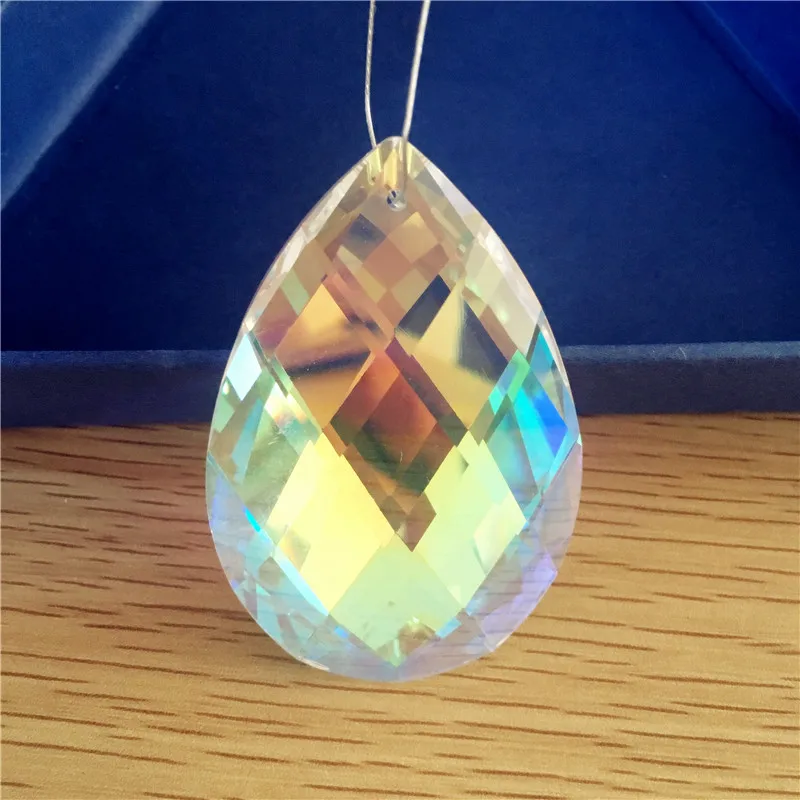 10pcs/Lot 63mm AB Color Crystal Chandelier Pendants Almond Shape Grid Hanging Drop For Dining Room Bar Lighting Decoration
10pcs/Lot 63mm AB Color Crystal Chandelier Pendants Almond Shape Grid Hanging Drop For Dining Room Bar Lighting Decoration