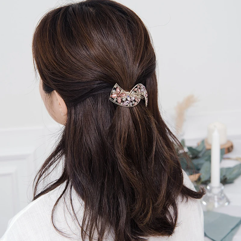 CHIMERA Crystal Hair Barrette Vintage Flower Hairpins Gold Metal Clips Clamps for Women Luxury Wedding Accessories
CHIMERA Crystal Hair Barrette Vintage Flower Hairpins Gold Metal Clips Clamps for Women Luxury Wedding Accessories
