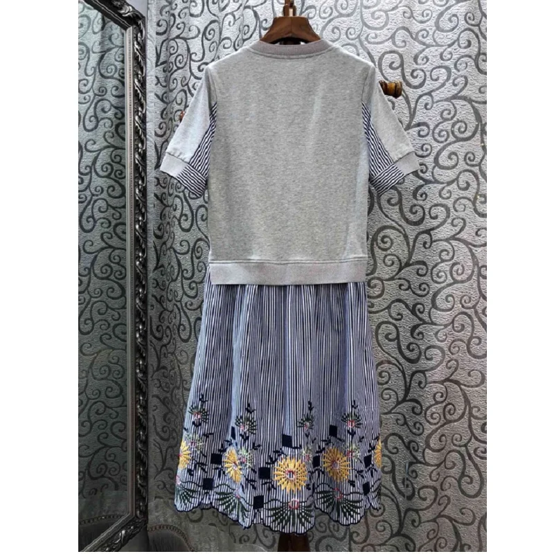 One Piece Dress 2019 Summer Fashion Cotton Dress High Quality Women Striped Embroidery Patchwork Short Sleeve Casual Work Dress
One Piece Dress 2019 Summer Fashion Cotton Dress High Quality Women Striped Embroidery Patchwork Short Sleeve Casual Work Dress