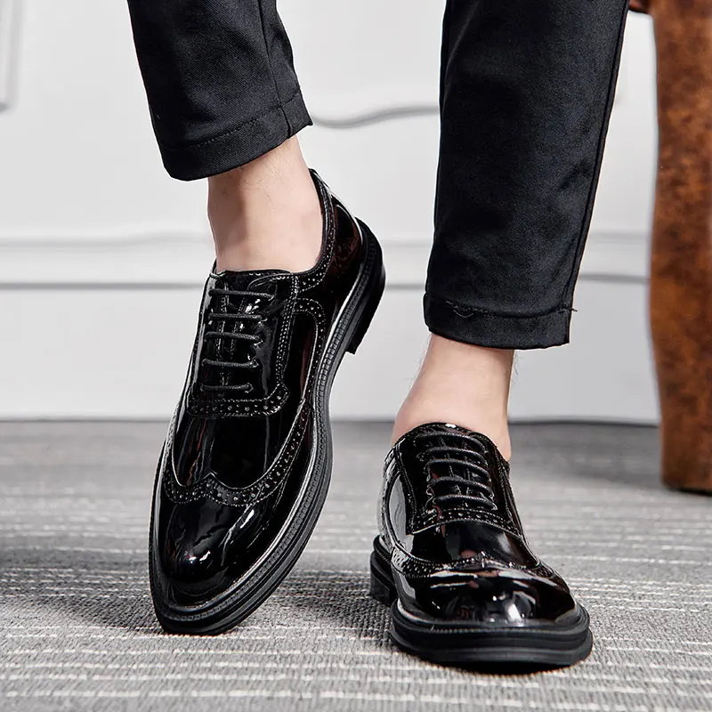 2019 new fashion men's shoes casual leather male classic solid brown black lace up shoe man party brogue shoes for men hot sale
2019 new fashion men's shoes casual leather male classic solid brown black lace up shoe man party brogue shoes for men hot sale