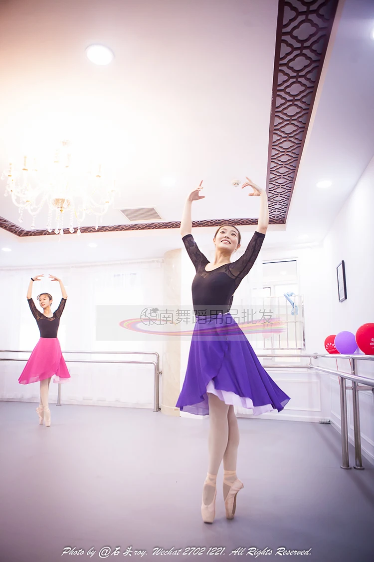 Adult Long Ballet Dance Skirt Chiffon Practice Teacher Dress Lace Up Ballet Tutu Leotard Women Double Color
Adult Long Ballet Dance Skirt Chiffon Practice Teacher Dress Lace Up Ballet Tutu Leotard Women Double Color
