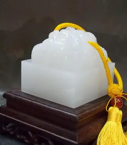 Excellent male and female seals Natural Afghan white fat Hu Yu Zhao Yun Wang Yun double seal
Excellent male and female seals Natural Afghan white fat Hu Yu Zhao Yun Wang Yun double seal