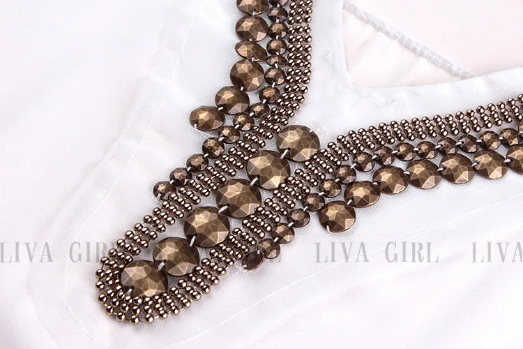 The new Dingzhu badges V collar long sleeved chiffon shirt loose shirt large code shirt
The new Dingzhu badges V collar long sleeved chiffon shirt loose shirt large code shirt