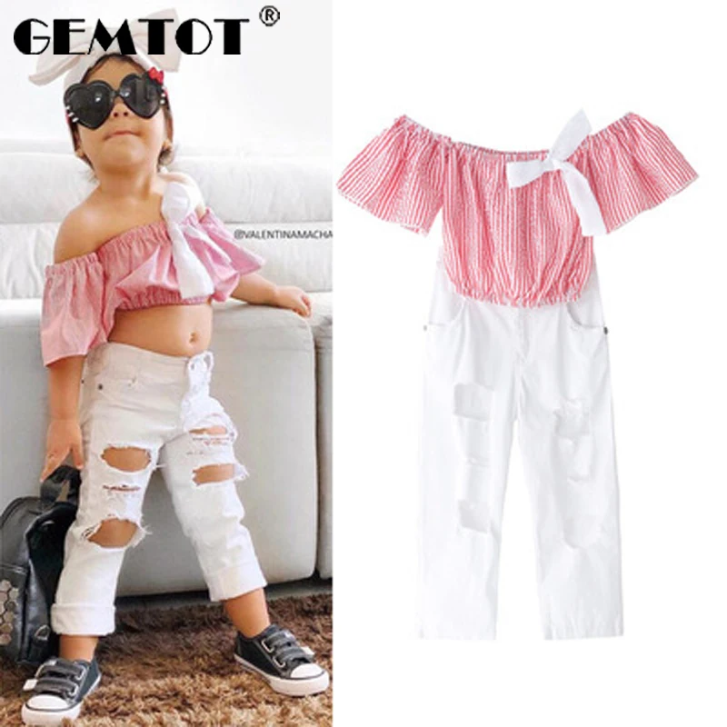 GEMTOT Children's suit 2019ins European and American girls summer suit striped word collar short-sleeved hole jeans two-piece
GEMTOT Children's suit 2019ins European and American girls summer suit striped word collar short-sleeved hole jeans two-piece