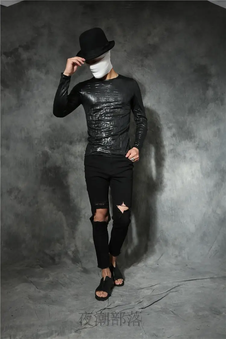 2018 male personality glossy o-neck elastic basic shirt slim casual long-sleeve T-shirt The singer's clothing
2018 male personality glossy o-neck elastic basic shirt slim casual long-sleeve T-shirt The singer's clothing