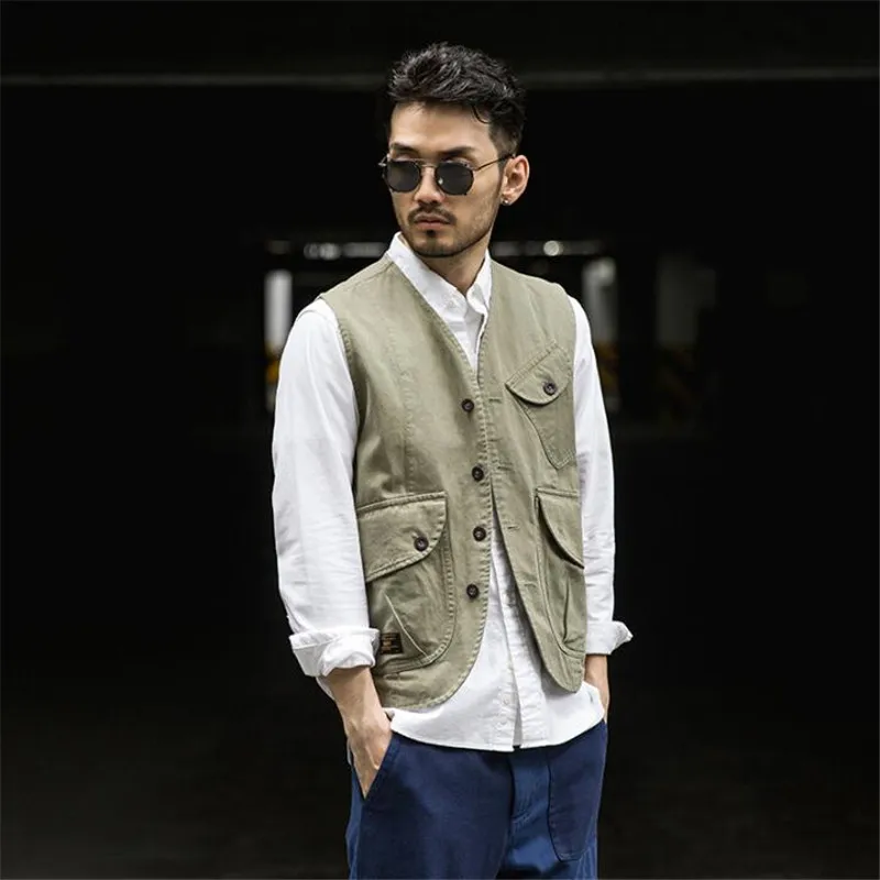 Men Vest Sleeveless Vest Male Casual Vest Men Winter Quality Single Breasted Vests With Many Pockets Large Size XL A5291
Men Vest Sleeveless Vest Male Casual Vest Men Winter Quality Single Breasted Vests With Many Pockets Large Size XL A5291