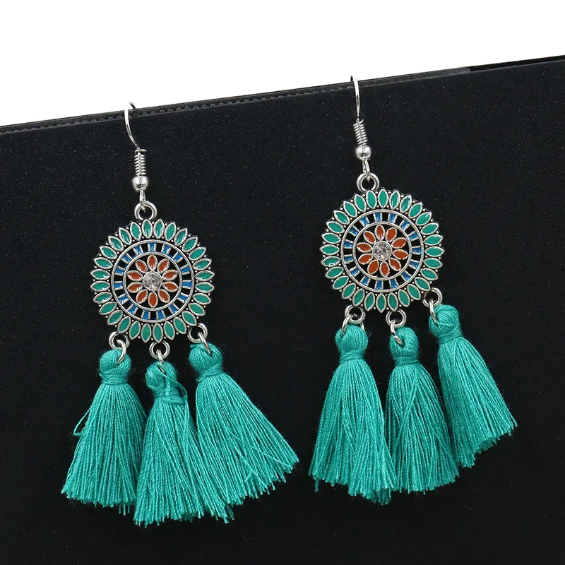 Dangle Earrings Hanging for Women Vintage lace Tassel Earrings Ethnic Jewelry Fashion Women's Round Earrings Party Gift 2019
Dangle Earrings Hanging for Women Vintage lace Tassel Earrings Ethnic Jewelry Fashion Women's Round Earrings Party Gift 2019
