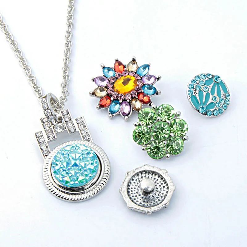 Hot Sale 203 Lock Rhinestone Snaps Button Necklace Pendant Necklace Fit 18mm Buttons For Women Charm jewelry
Hot Sale 203 Lock Rhinestone Snaps Button Necklace Pendant Necklace Fit 18mm Buttons For Women Charm jewelry