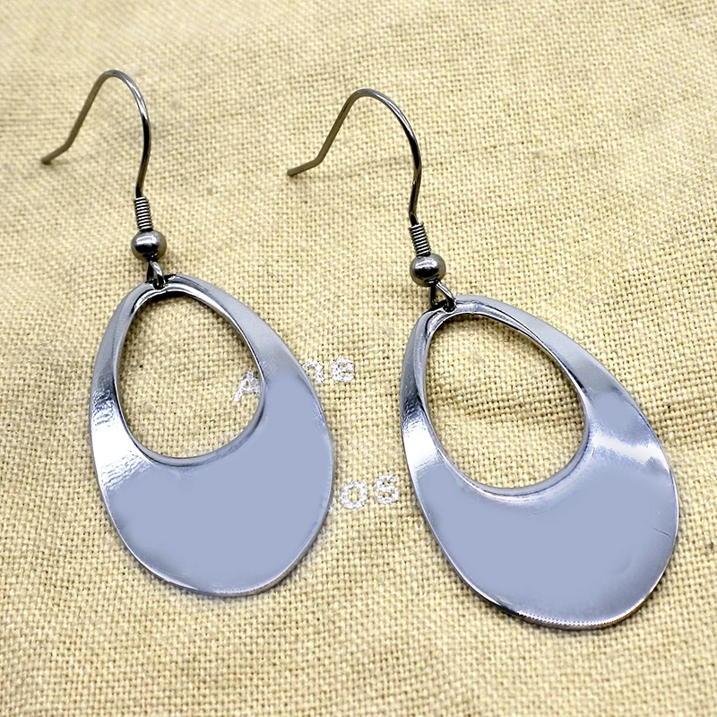 AMUMIU Earrings Antique Silver Color Water Drop Bohemian Vintage Earrings For Women Birthday Gift Ear Jewelry E015A
AMUMIU Earrings Antique Silver Color Water Drop Bohemian Vintage Earrings For Women Birthday Gift Ear Jewelry E015A