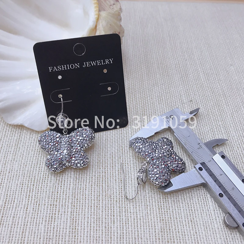 Stylish bowknot rhinestone earring pendant delicate and simple four-leaf grass anti-allergy ear jewelry
Stylish bowknot rhinestone earring pendant delicate and simple four-leaf grass anti-allergy ear jewelry