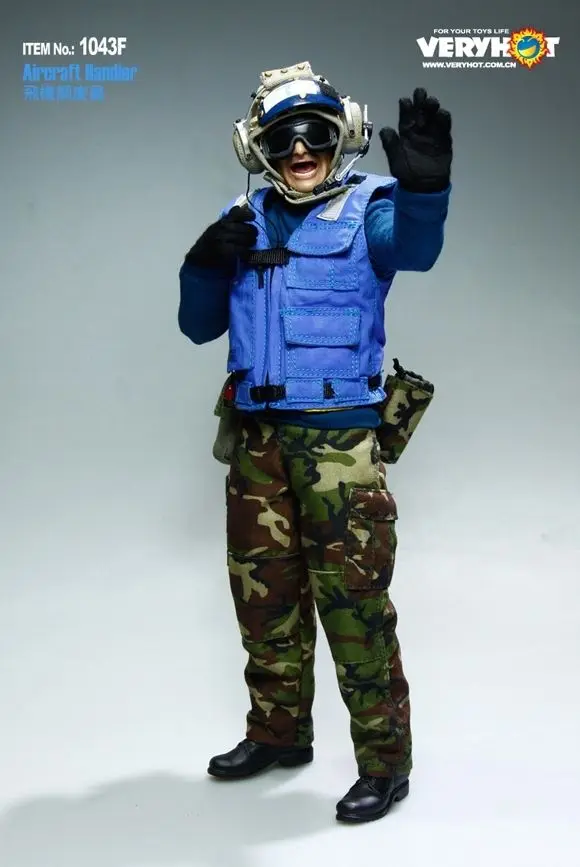 Very Hot US NAVY FLIGHT DECK CREW Aircraft Handler Set 1/6 IN STOCK(NO HEAD AND BODY)
Very Hot US NAVY FLIGHT DECK CREW Aircraft Handler Set 1/6 IN STOCK(NO HEAD AND BODY)