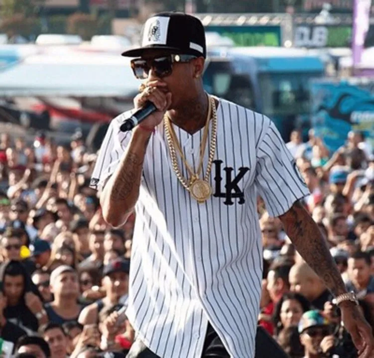Mens New summer LK baseball jersey striped Shirts Fashion Color Striped Blouse V-Neck Sleeve Clothes tyga last kings Clothing
Mens New summer LK baseball jersey striped Shirts Fashion Color Striped Blouse V-Neck Sleeve Clothes tyga last kings Clothing