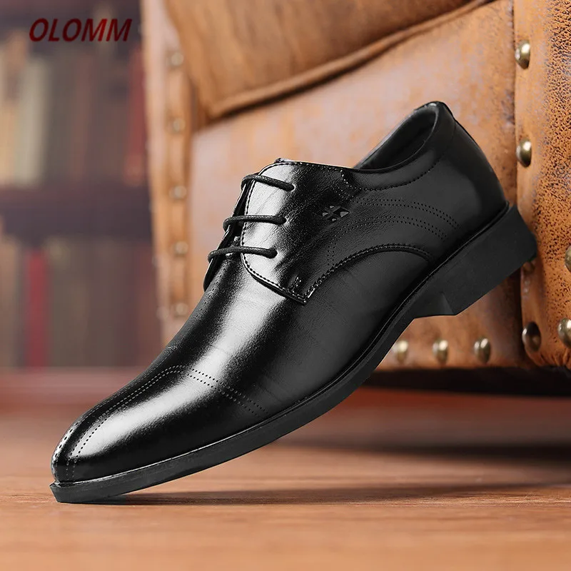 Brand Men Shoes England Trend Casual Shoes Male Oxford Leather Dress Shoes Zapatillas Men Flats Plus Big Size Snakers Man
Brand Men Shoes England Trend Casual Shoes Male Oxford Leather Dress Shoes Zapatillas Men Flats Plus Big Size Snakers Man