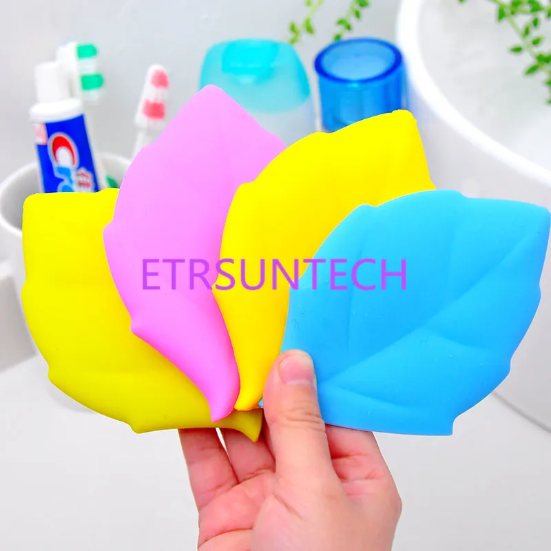 600pcs/lot New Creative Portable Outdoor Travel Mini Drinking Cups Silicone Maple Leaf Tooth Brushing Cup Camping Pocket
600pcs/lot New Creative Portable Outdoor Travel Mini Drinking Cups Silicone Maple Leaf Tooth Brushing Cup Camping Pocket