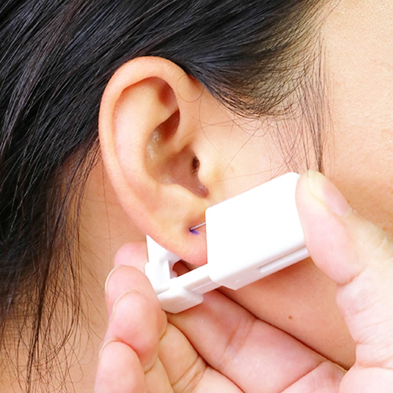 Disposable Sterile Ear Piercing Unit Cartilage Piercing Gun Tool Kit Build In Steel Stud Earring Star Ball
Disposable Sterile Ear Piercing Unit Cartilage Piercing Gun Tool Kit Build In Steel Stud Earring Star Ball