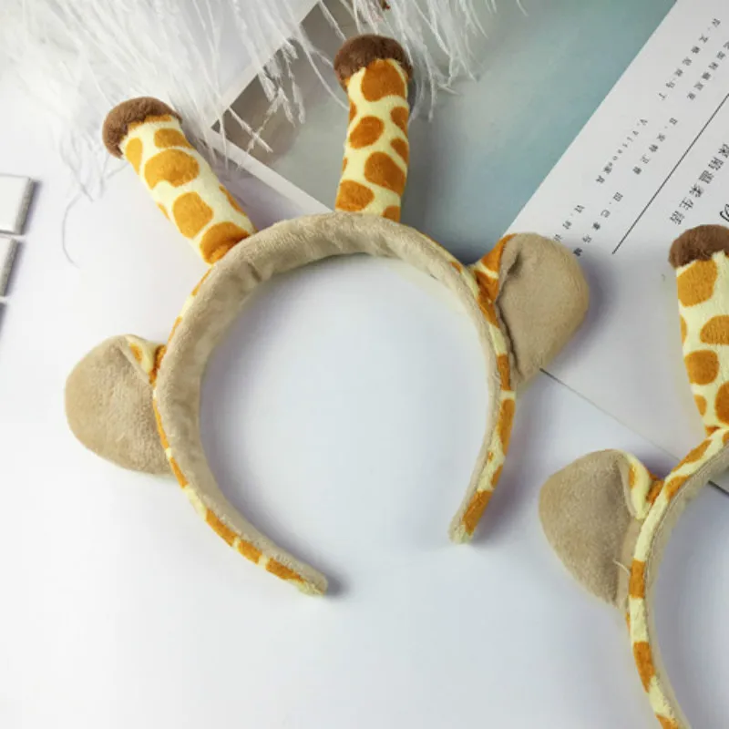 Cute cartoon sprouting giraffe ear headband Plush cartoon staghorn heading hair clip cosplay for Children
Cute cartoon sprouting giraffe ear headband Plush cartoon staghorn heading hair clip cosplay for Children
